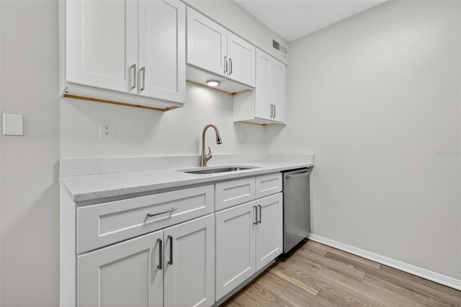 THE CARLISLE AT DUNEDIN - Residential Lease