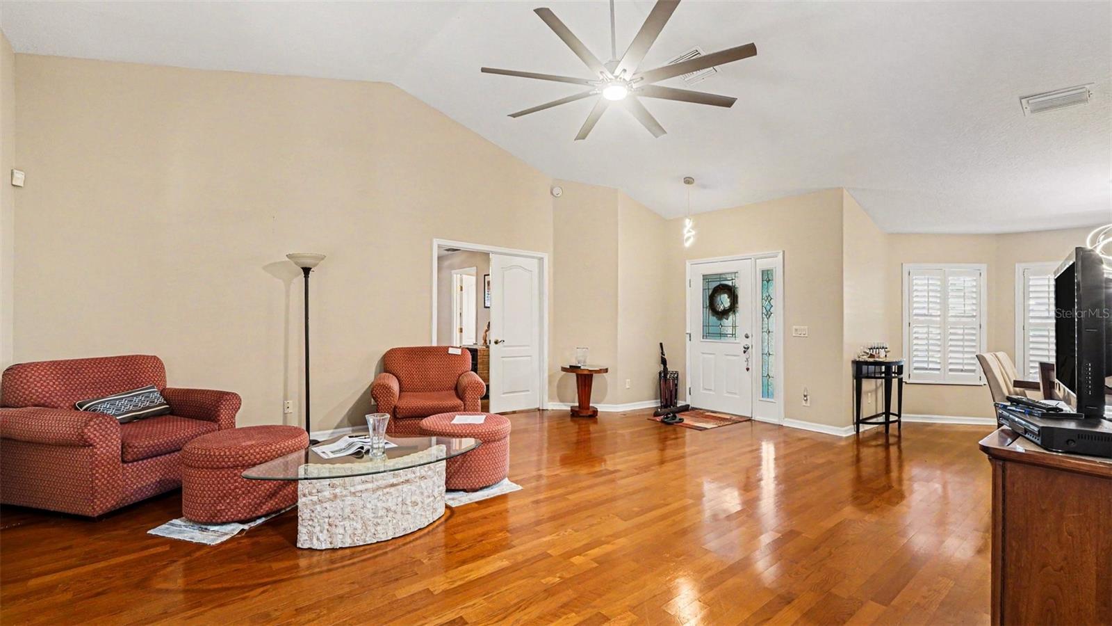 DEER PATH PH 01 - Residential