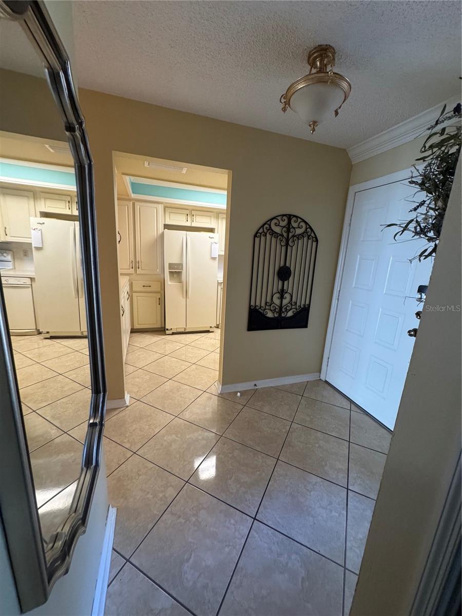 KIMBERLEA CONDO 05 - Residential Lease