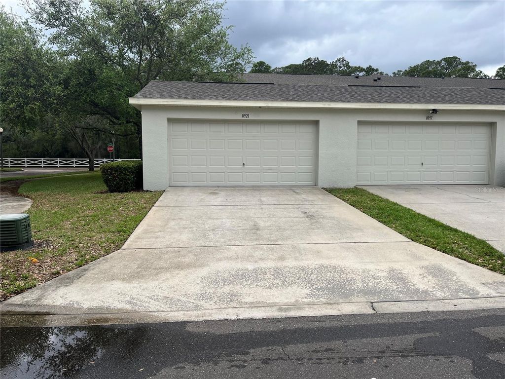 Photo of 8921 Newmarket Drive, Windermere, FL 34786 (MLS # O6390585)