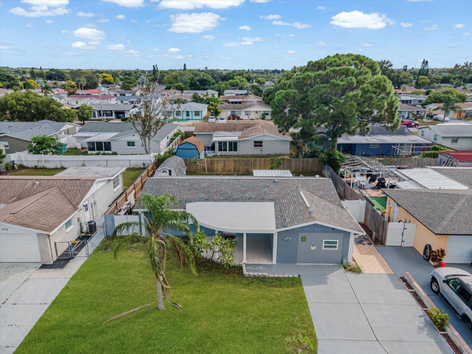 ALOHA GARDENS - Residential