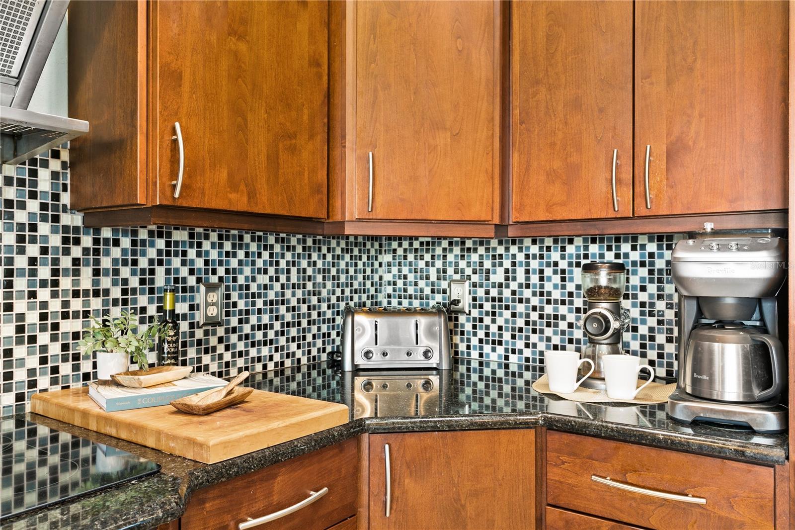 MARGE MANOR - Residential