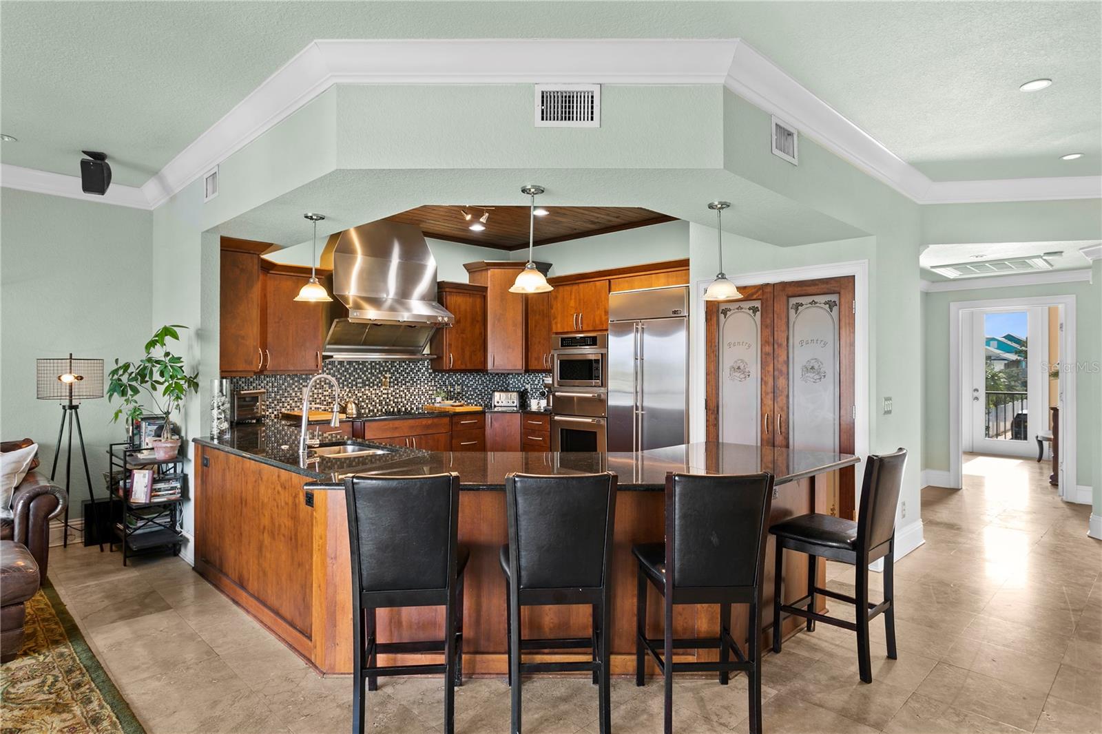 MARGE MANOR - Residential