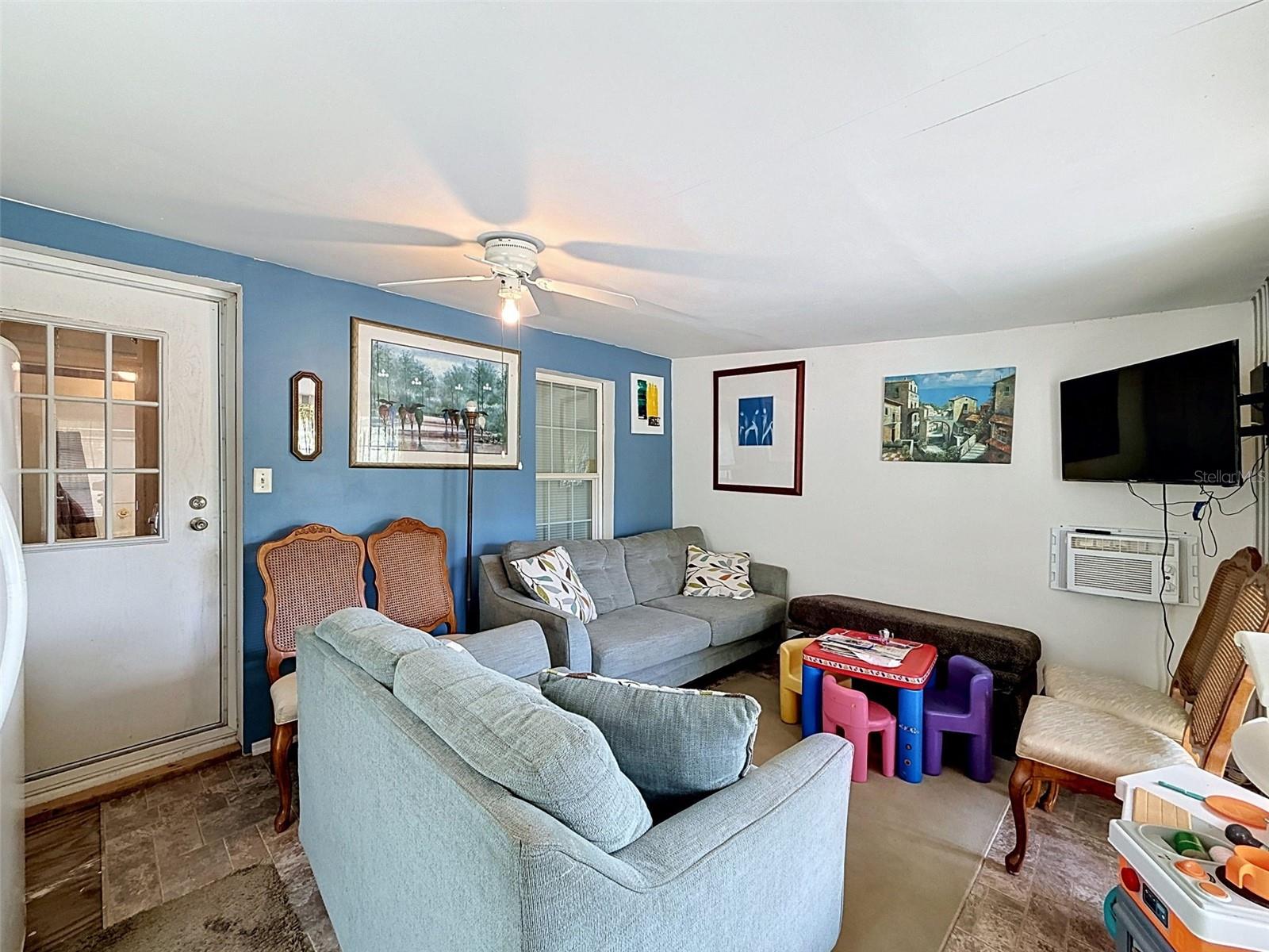 ACREAGE - Residential