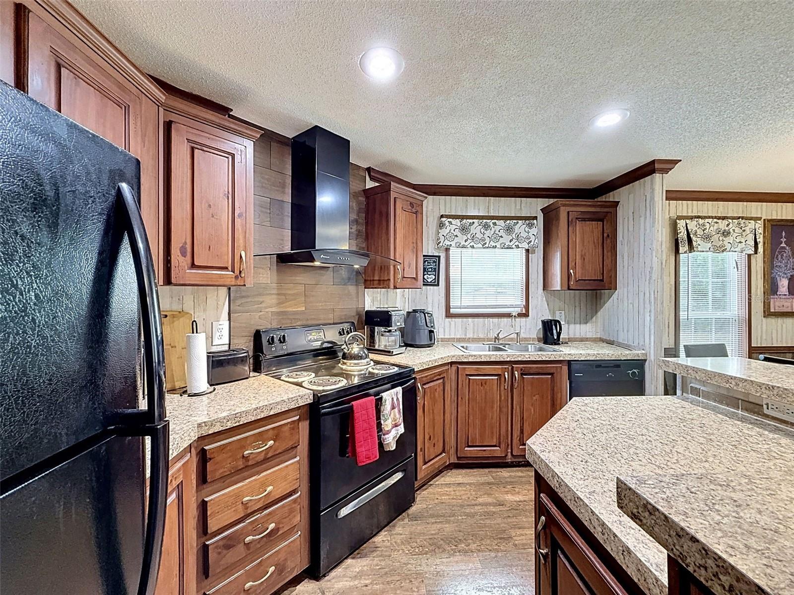 ACREAGE - Residential