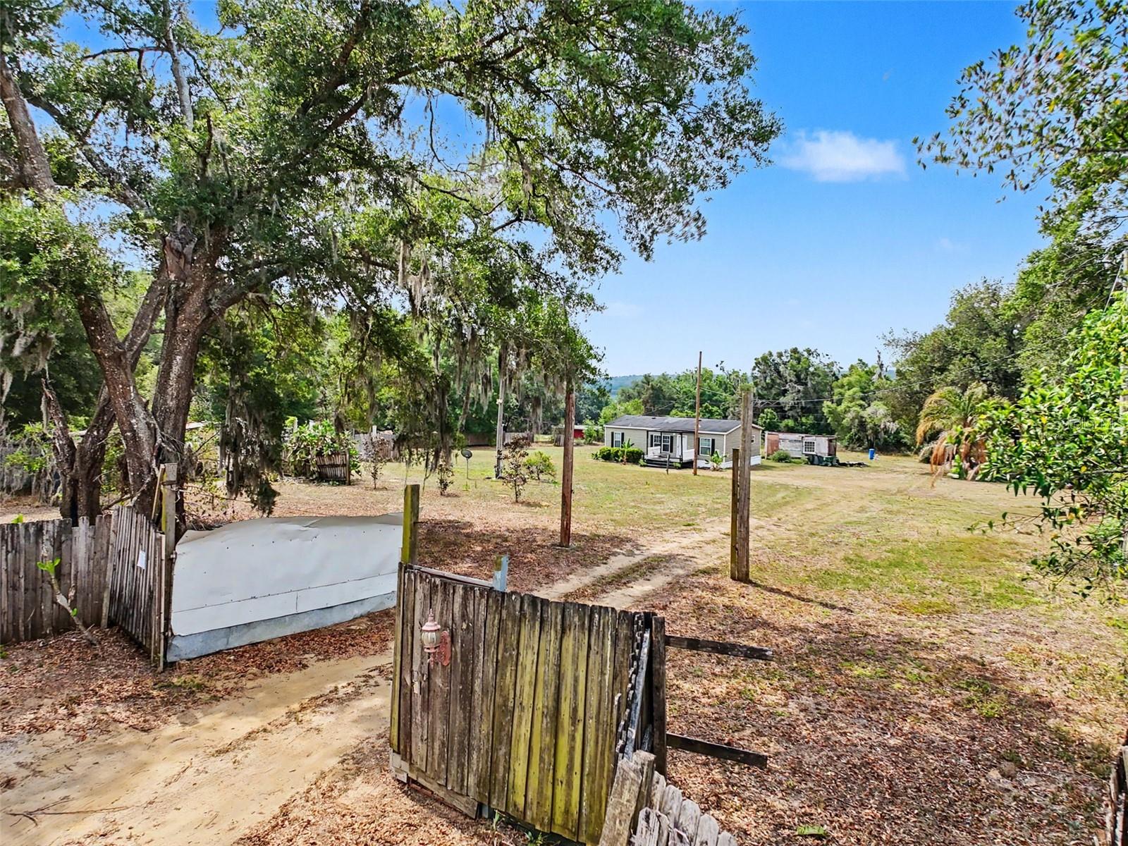 ACREAGE - Residential