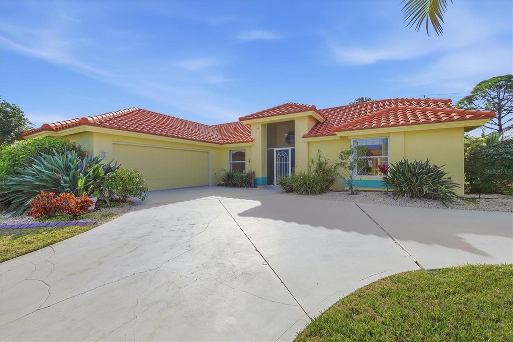 Photo of 1041 Beckley Circle, Venice, FL 34292 (MLS # A4682866)
