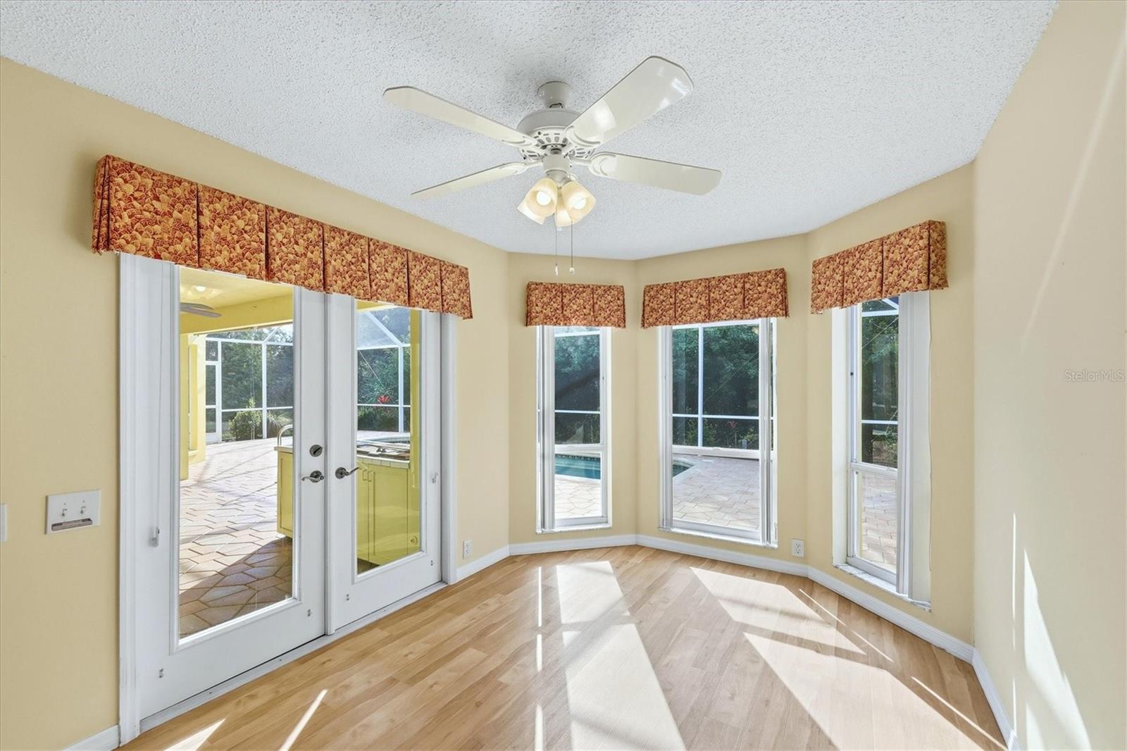 CHESTNUT CREEK ESTATES - Residential