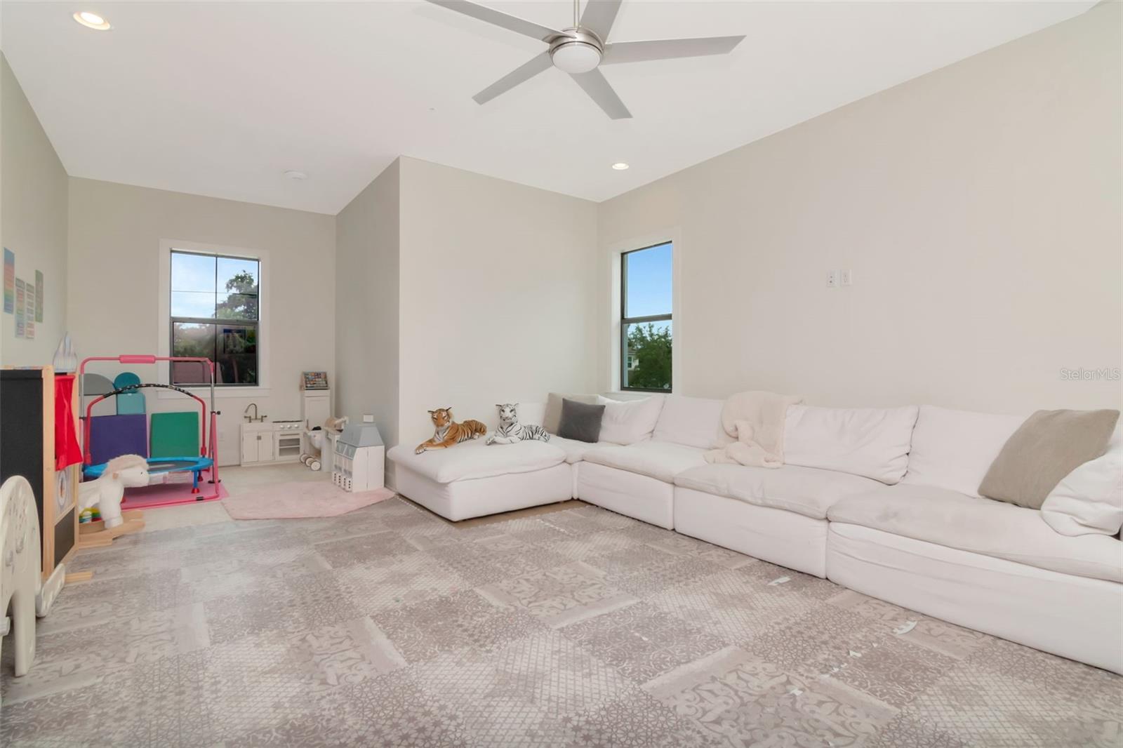 NORMANDEE HEIGHTS - Residential Lease