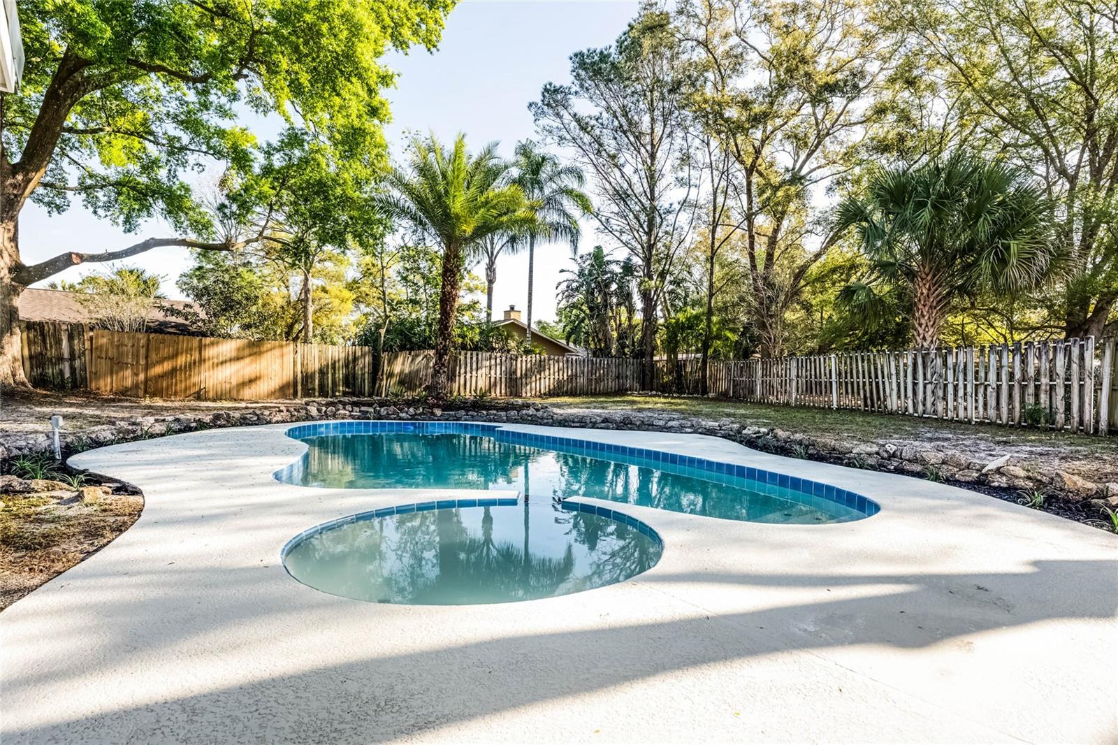 2952 ASHWOOD COURT