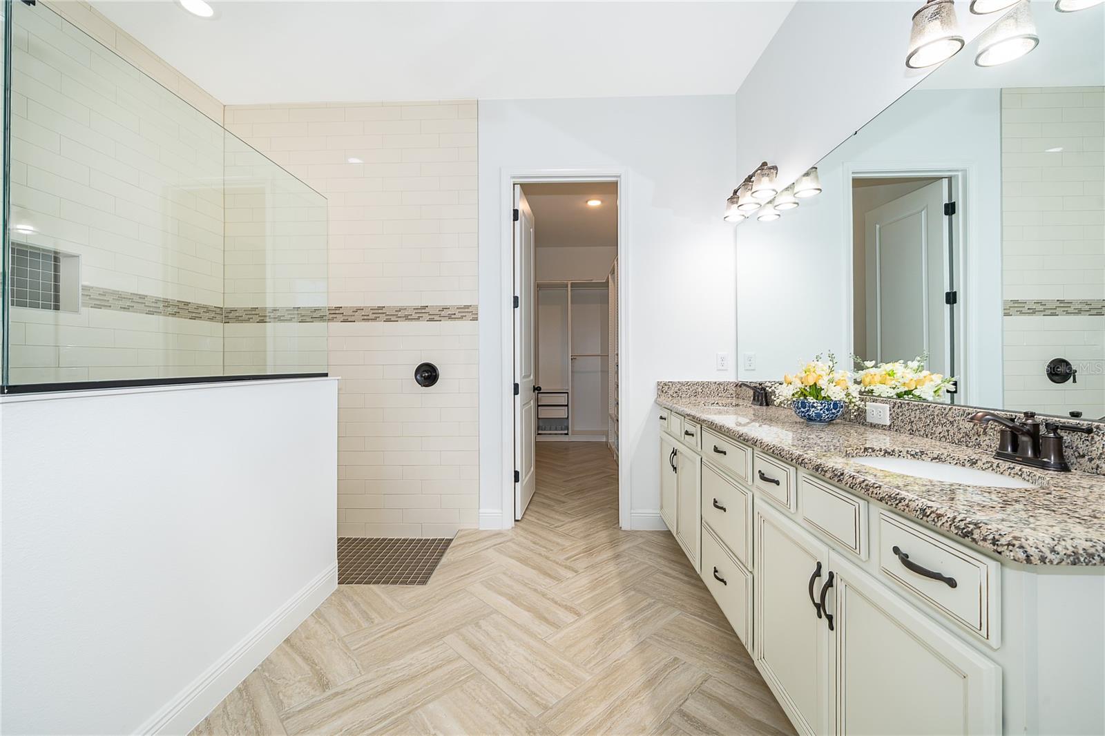 BELLA COLLINA WEST SUB - Residential