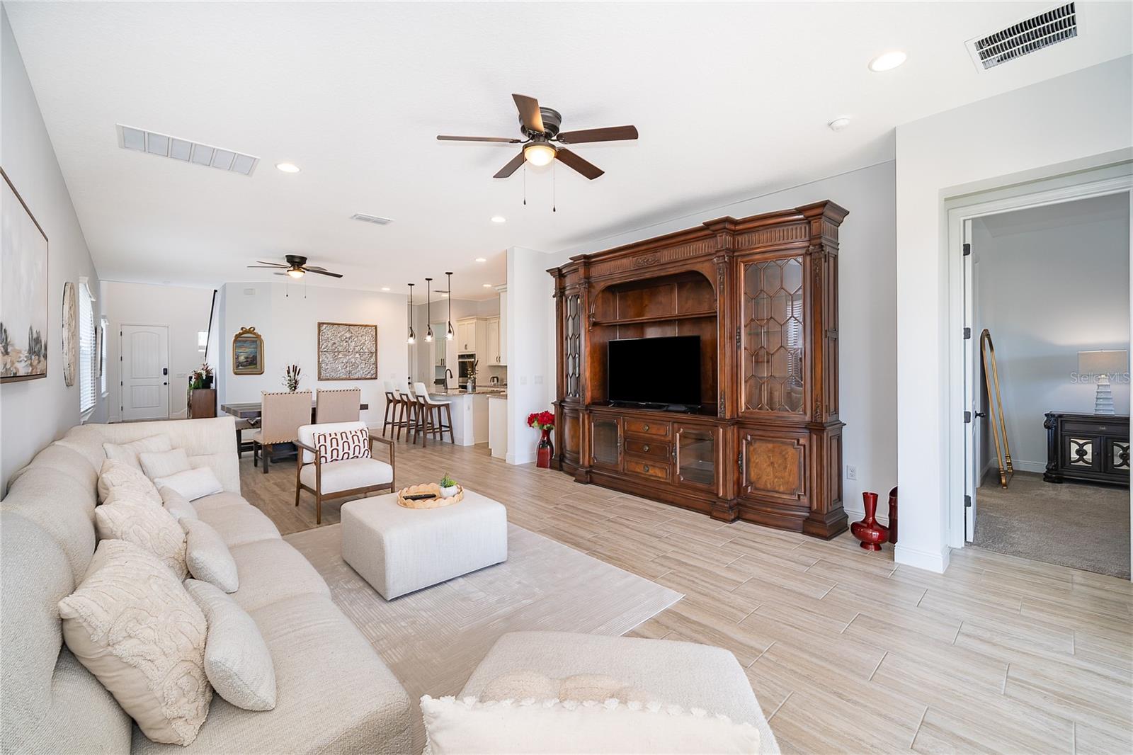 BELLA COLLINA WEST SUB - Residential