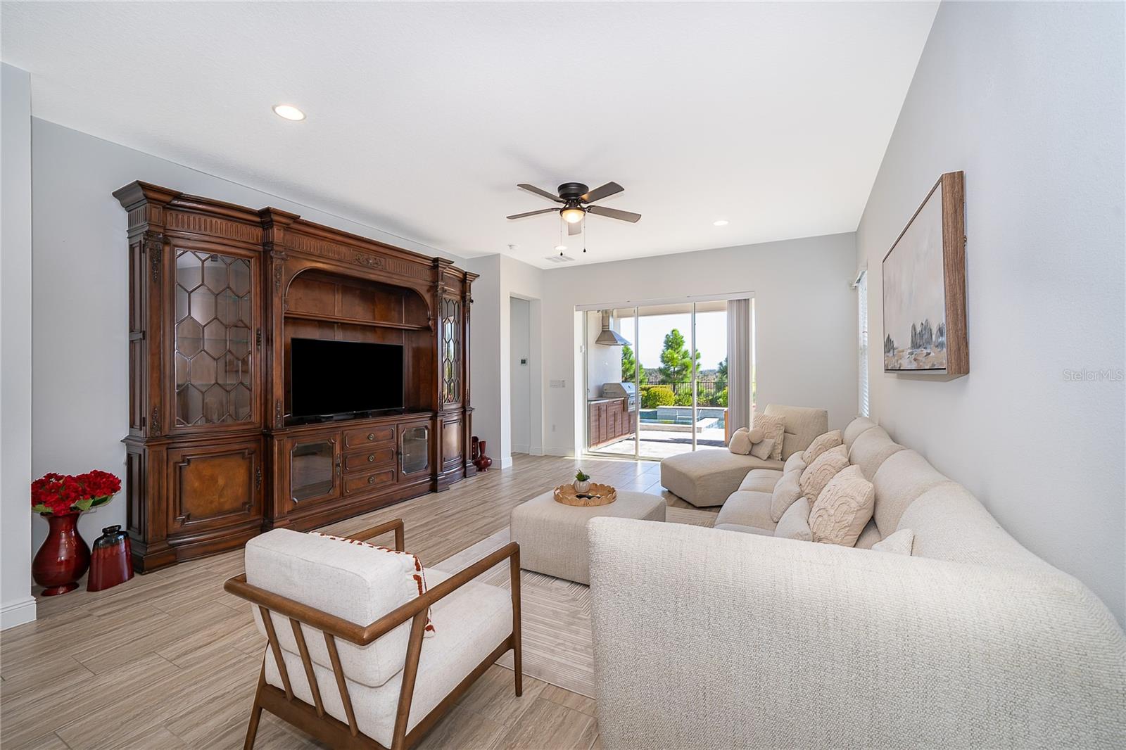 BELLA COLLINA WEST SUB - Residential