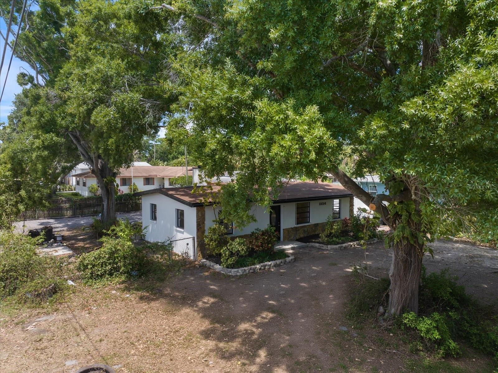 PINELLAS FARMS - Residential