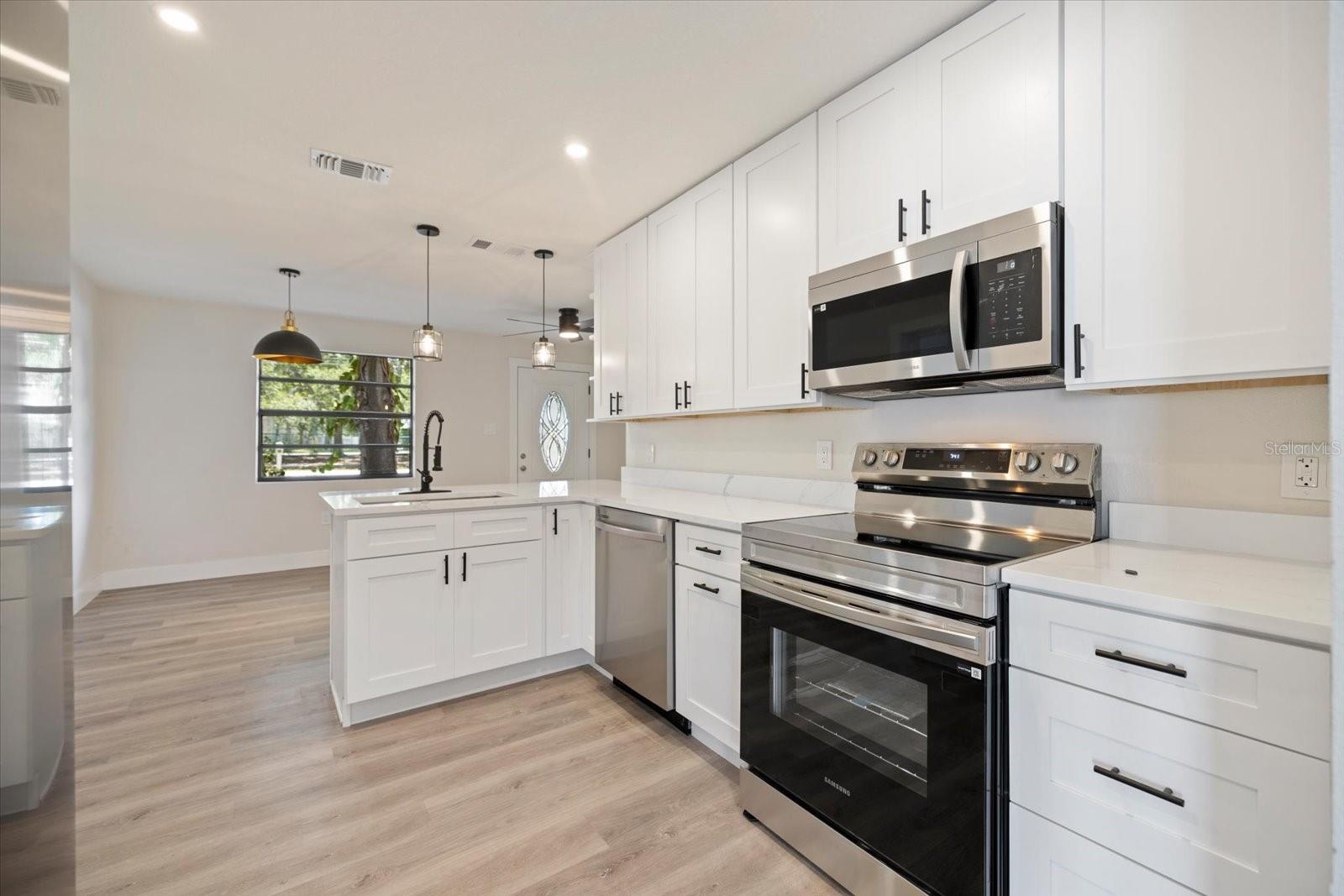 PINELLAS FARMS - Residential