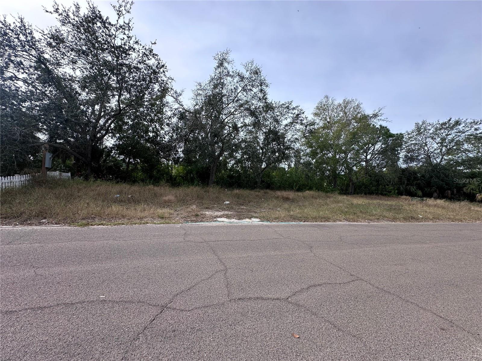 EDGEWATER VILLAGE UNIT 1 - Land