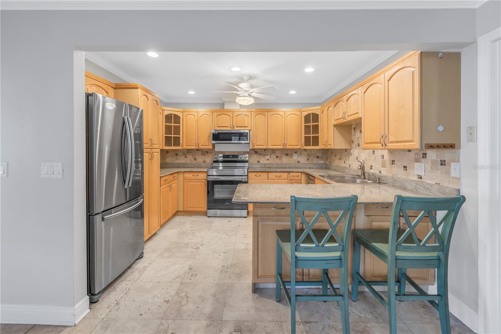 2460 OAKLEAF DRIVE
