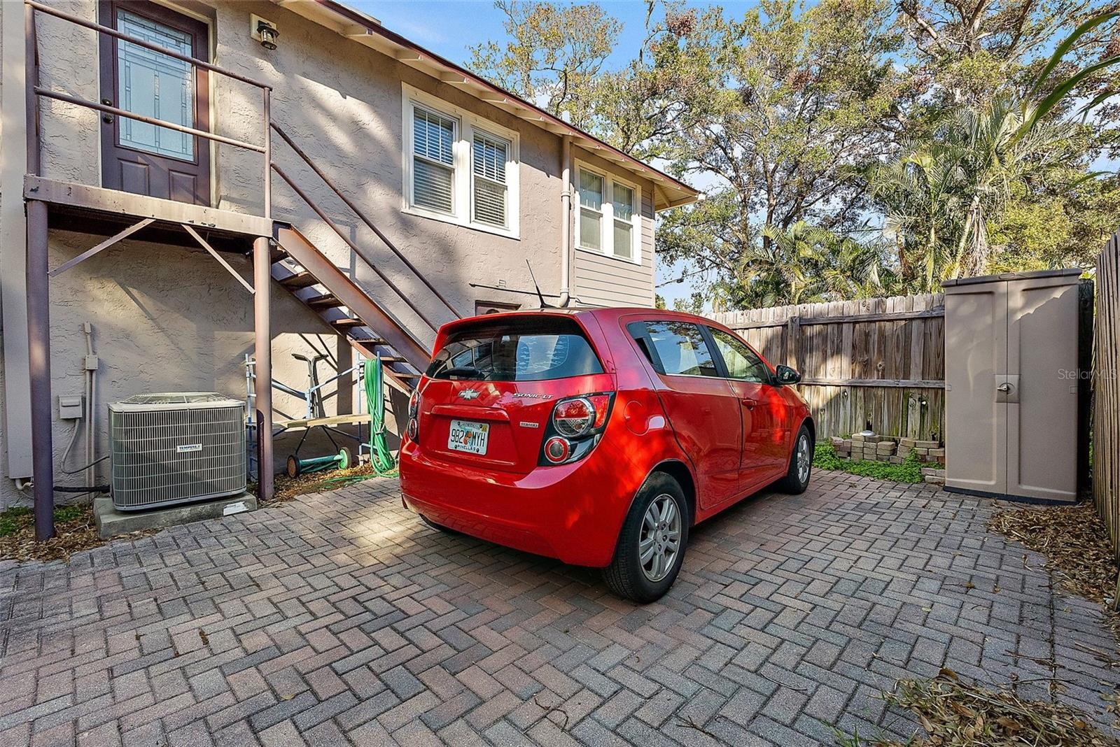 LAKE MAGGIORE HEIGHTS - Commercial Sale