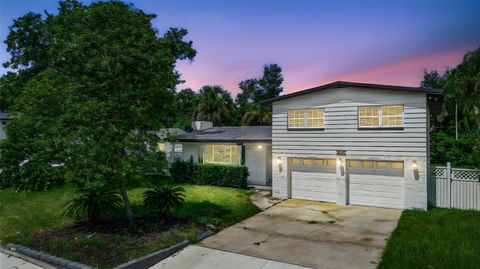 Photo of 1024 Kewannee Trail, Maitland, FL 32751 (MLS # O6331331)