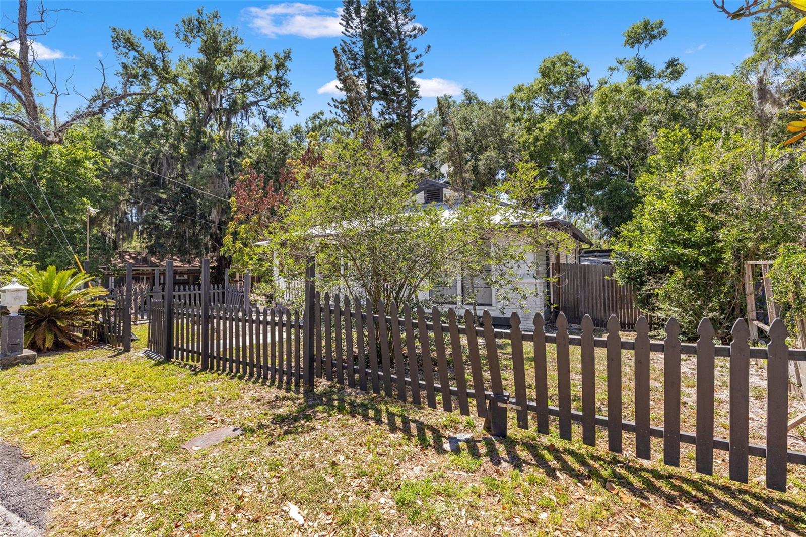 SULPHUR SPGS ADD - Residential