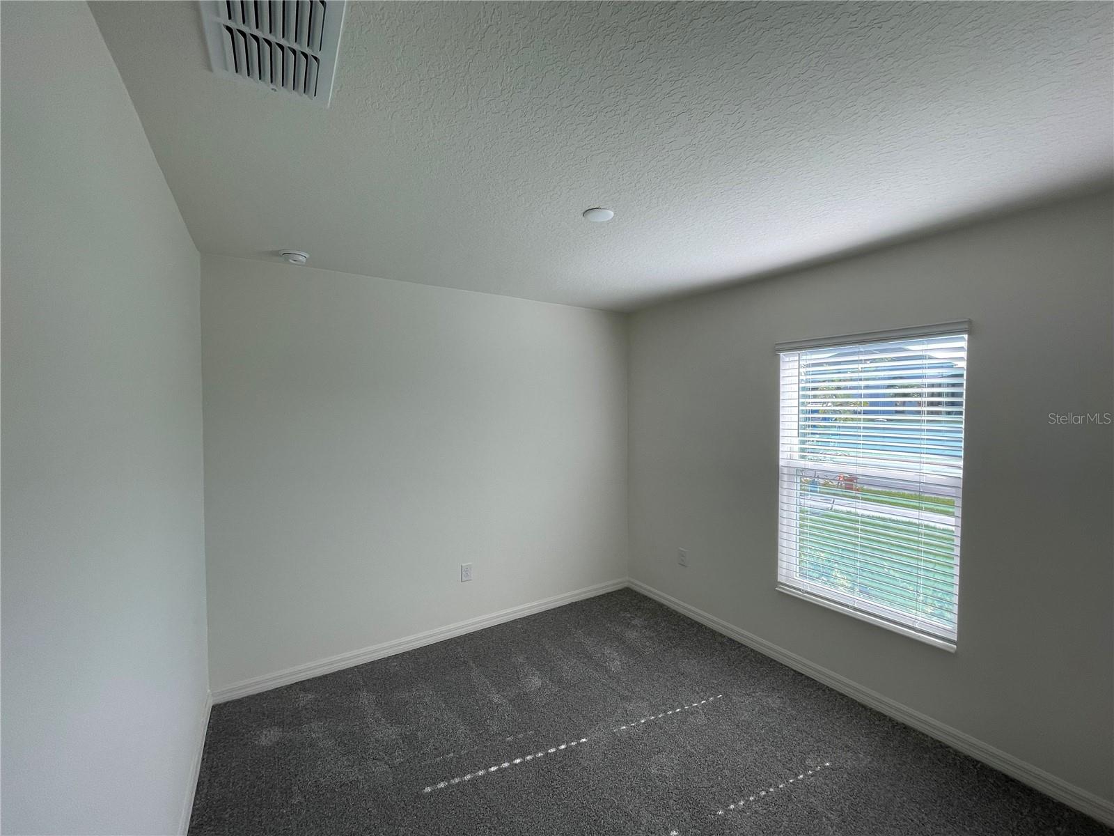 TIVOLI RESERVE PH 3 - Residential Lease
