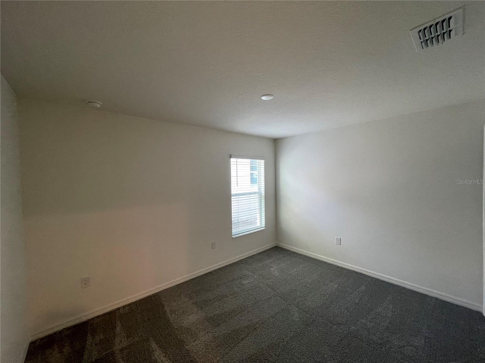TIVOLI RESERVE PH 3 - Residential Lease