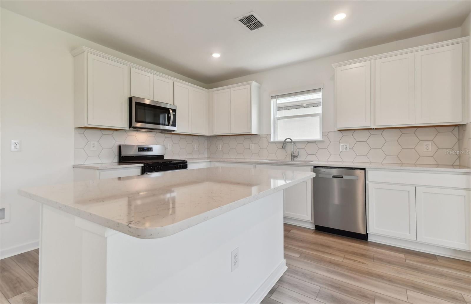 1076 KISTNA DRIVE