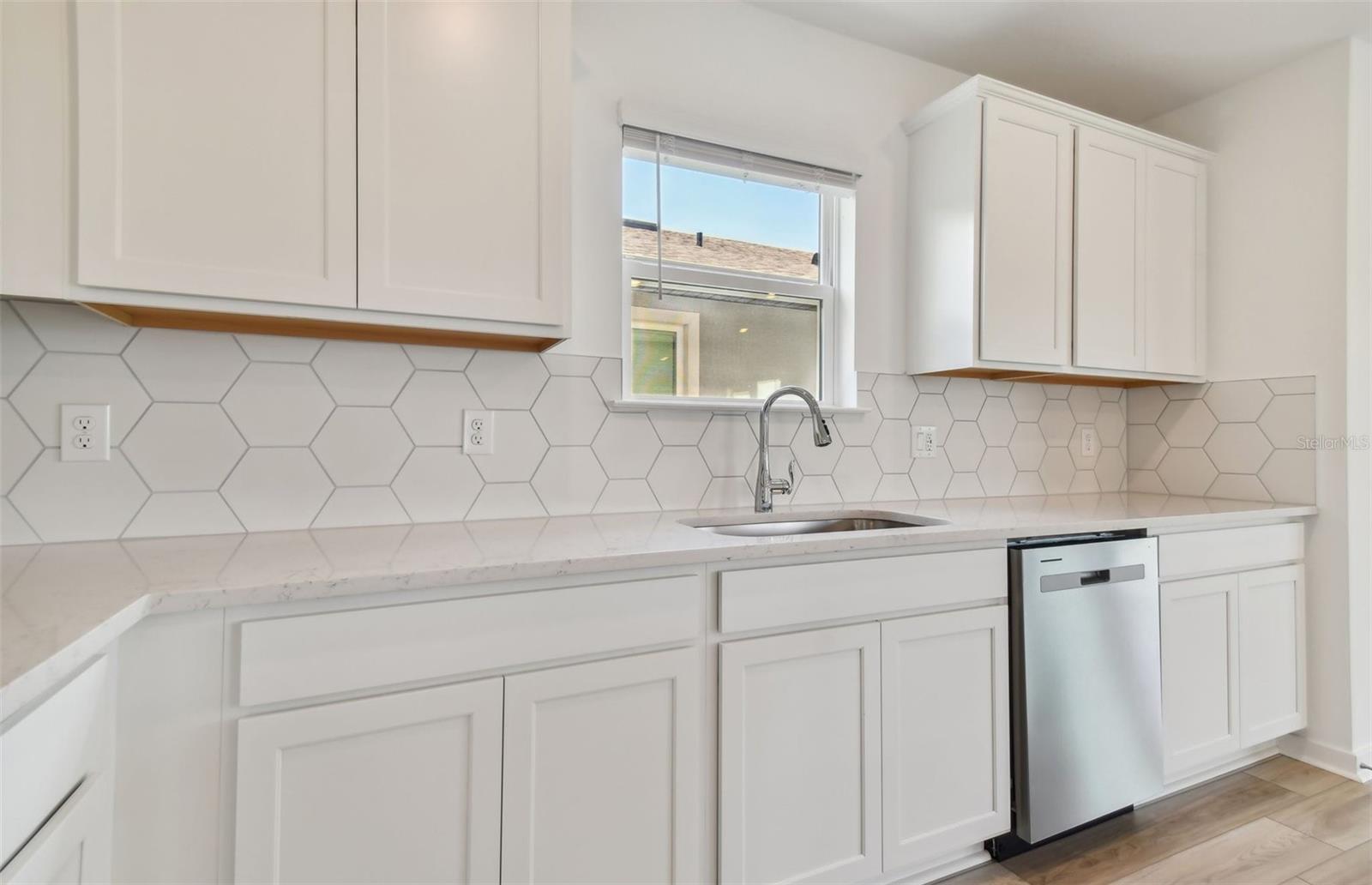 1076 KISTNA DRIVE