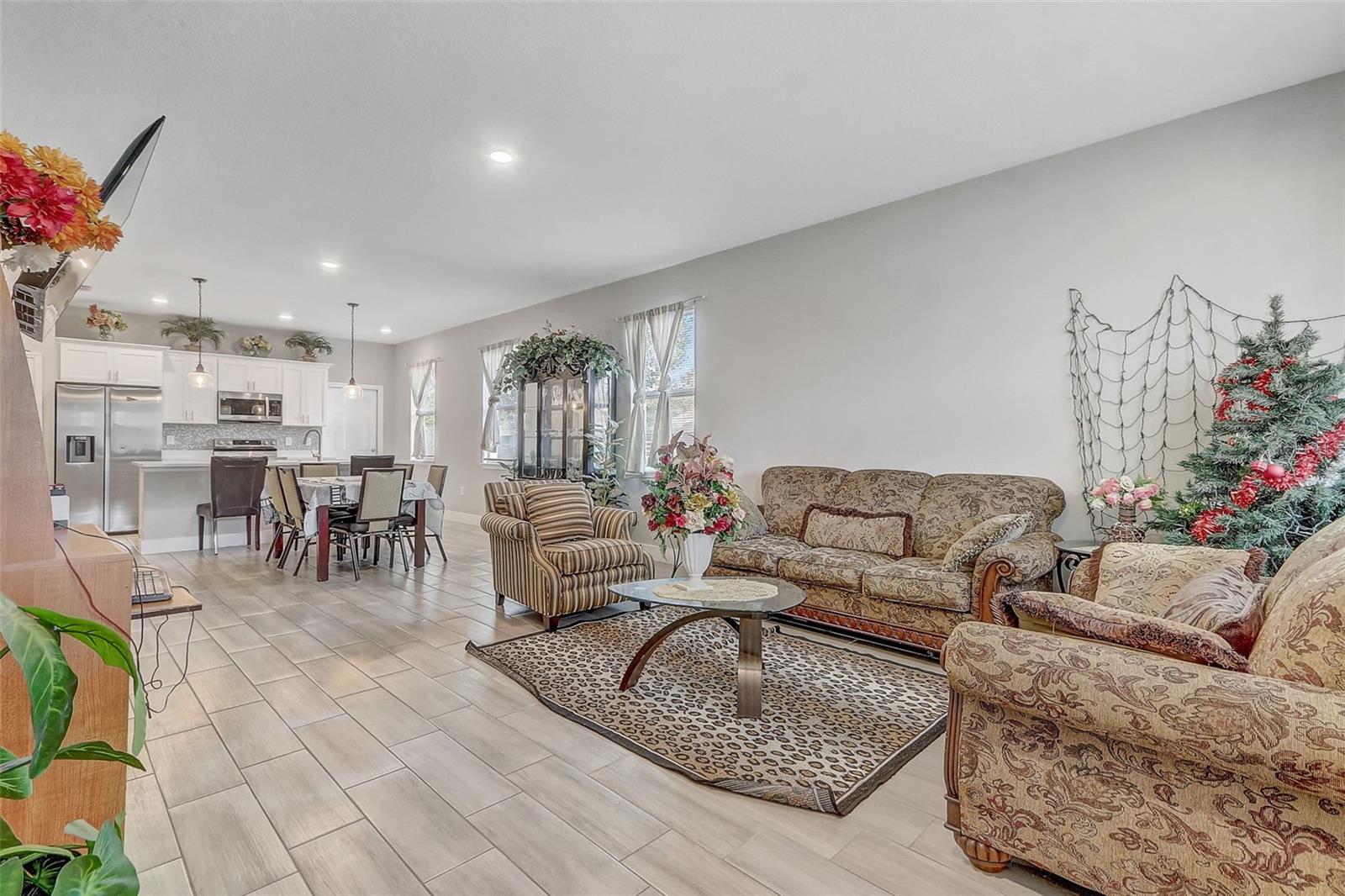 HACKNEY PROP - Residential