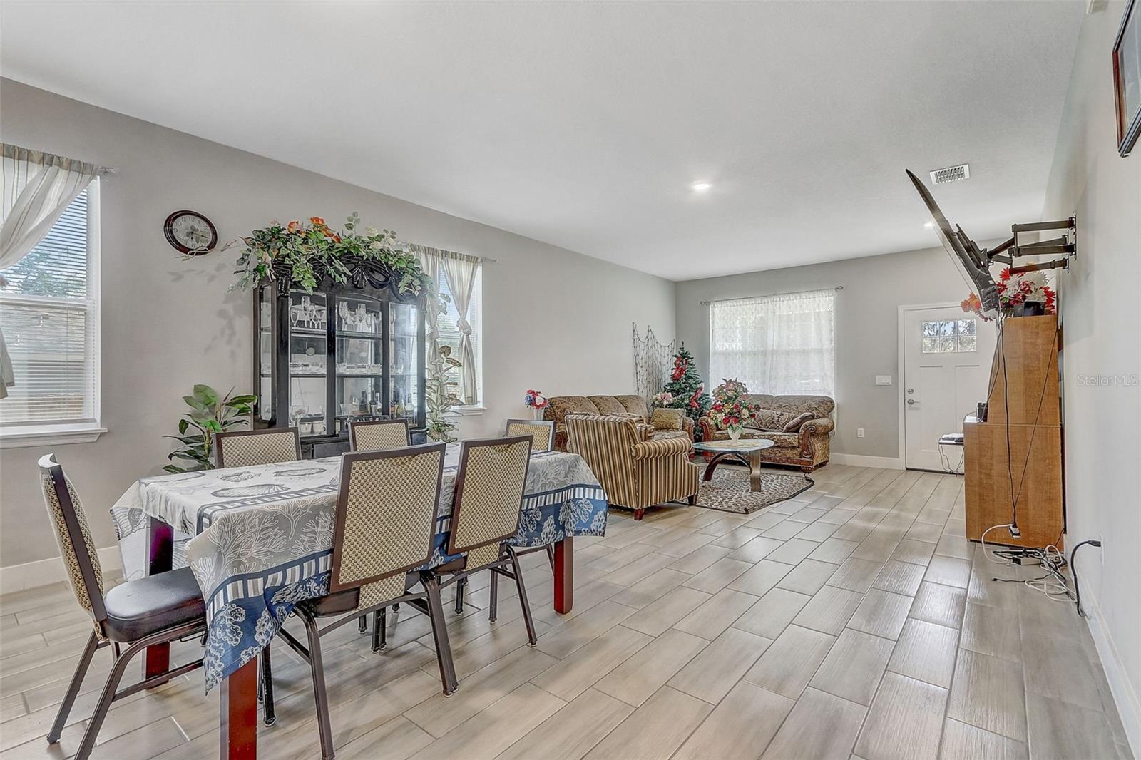 HACKNEY PROP - Residential