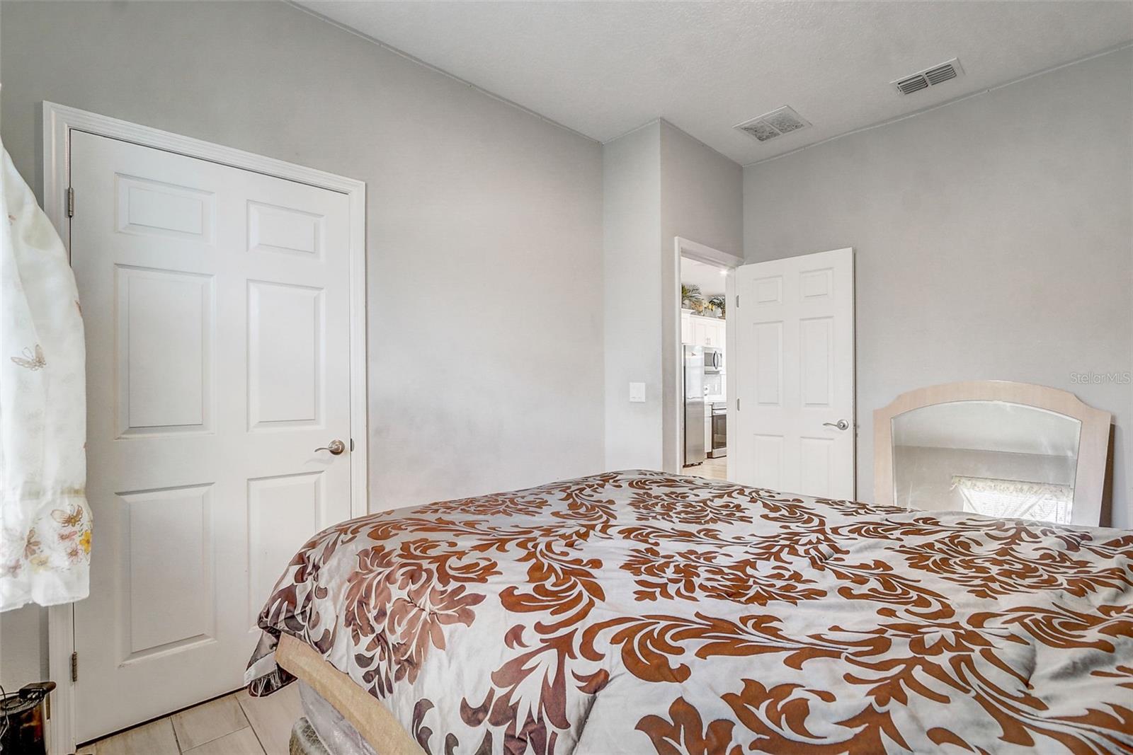 HACKNEY PROP - Residential