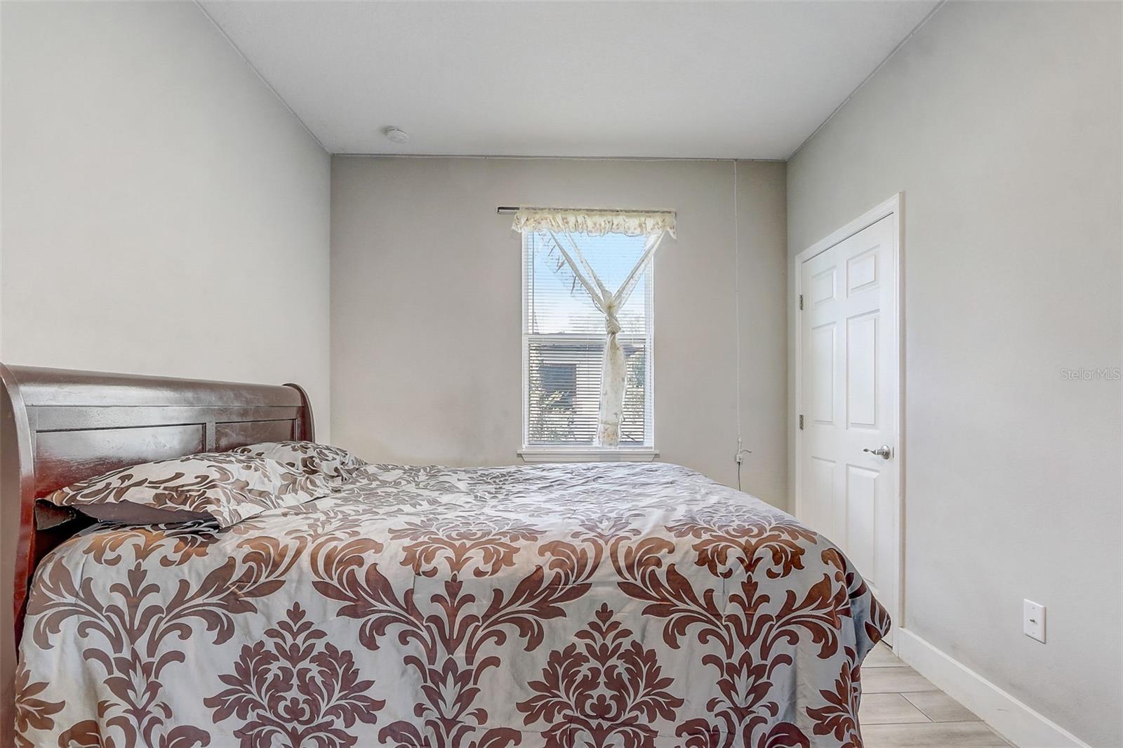 HACKNEY PROP - Residential