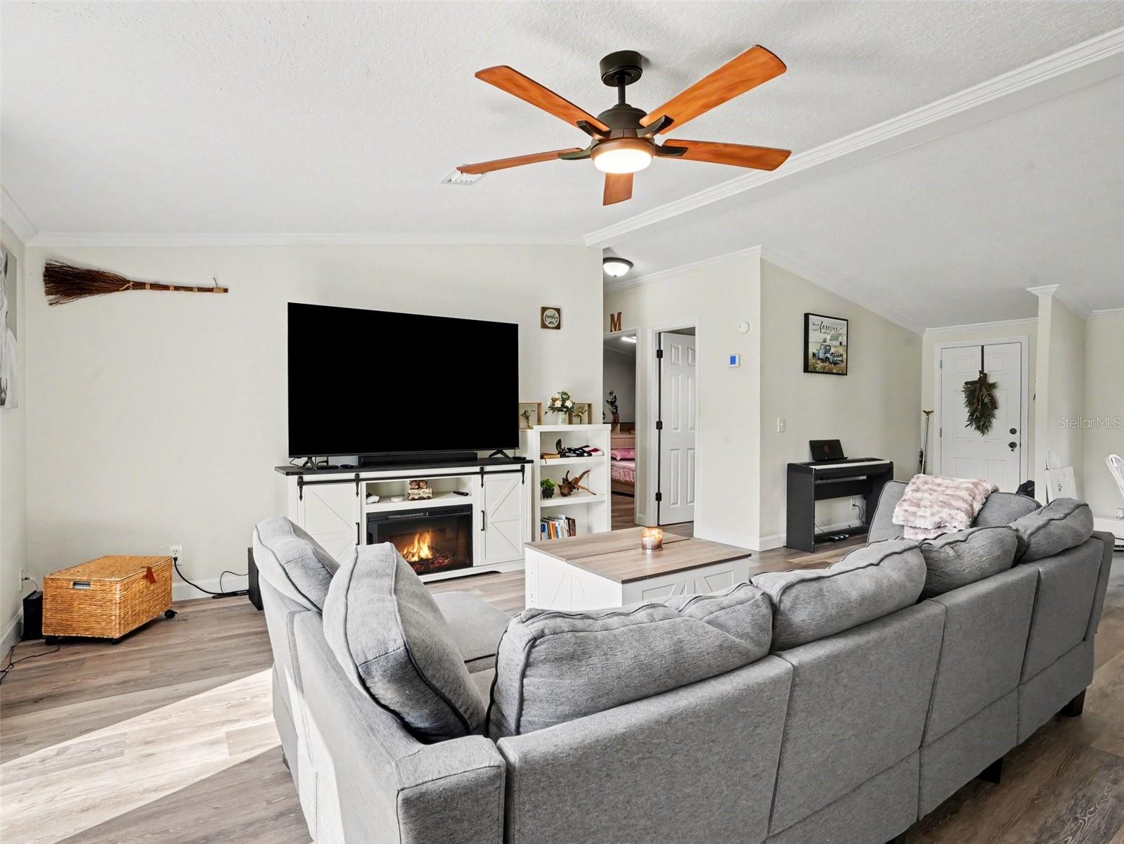 4240 WILLOW OAK ROAD
