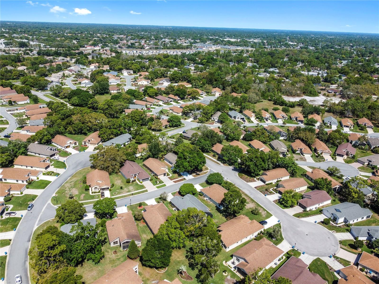 WELLINGTON AT SEVEN HILLS PH 3 - Residential