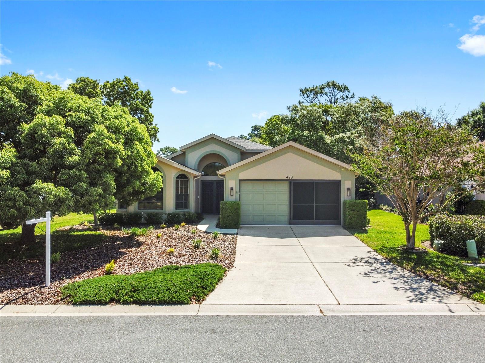 WELLINGTON AT SEVEN HILLS PH 3 - Residential