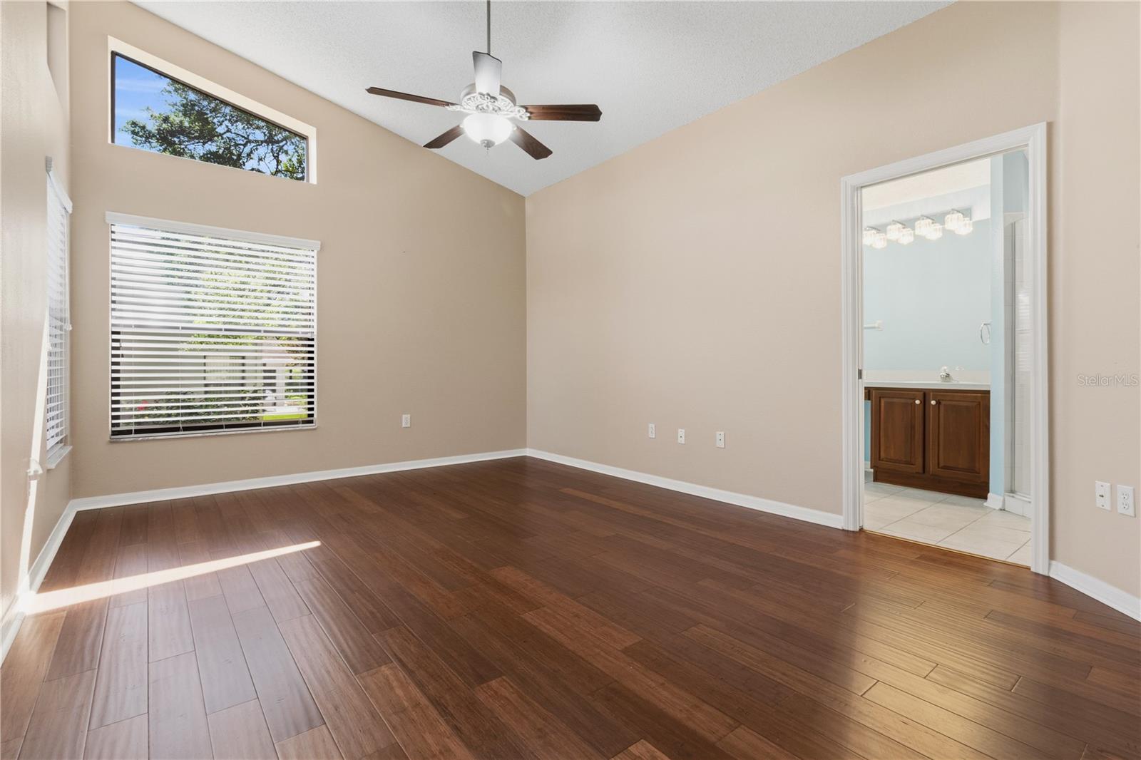 WELLINGTON AT SEVEN HILLS PH 3 - Residential