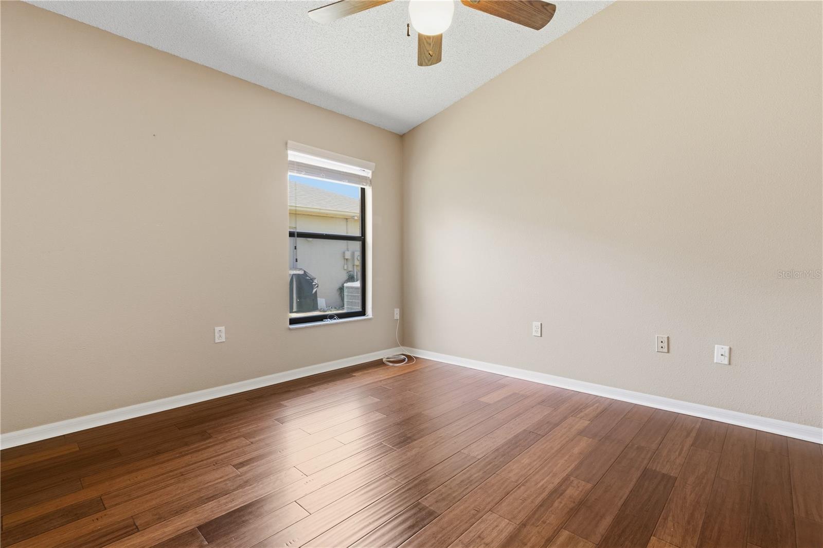 WELLINGTON AT SEVEN HILLS PH 3 - Residential