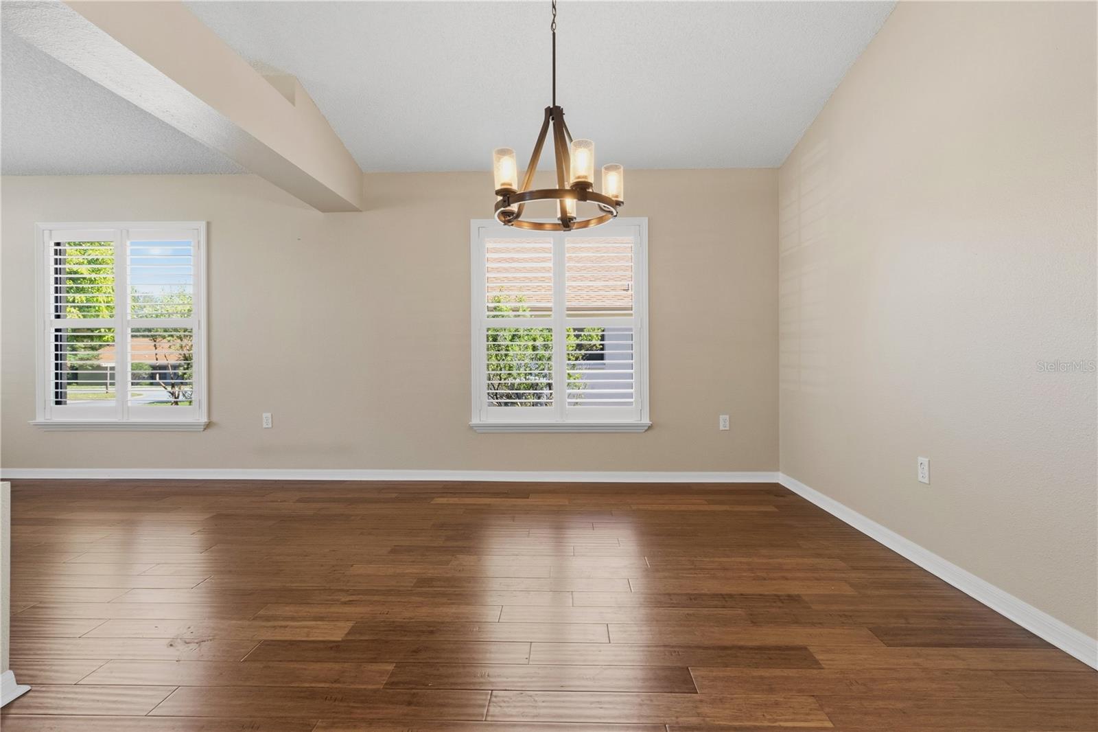 WELLINGTON AT SEVEN HILLS PH 3 - Residential