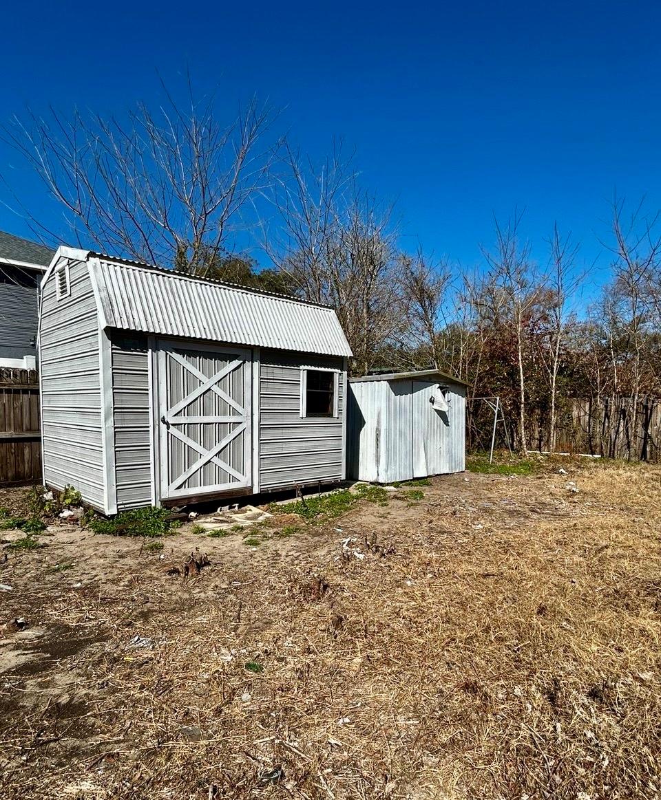 BROADWAY HEIGHTS EAST - Residential