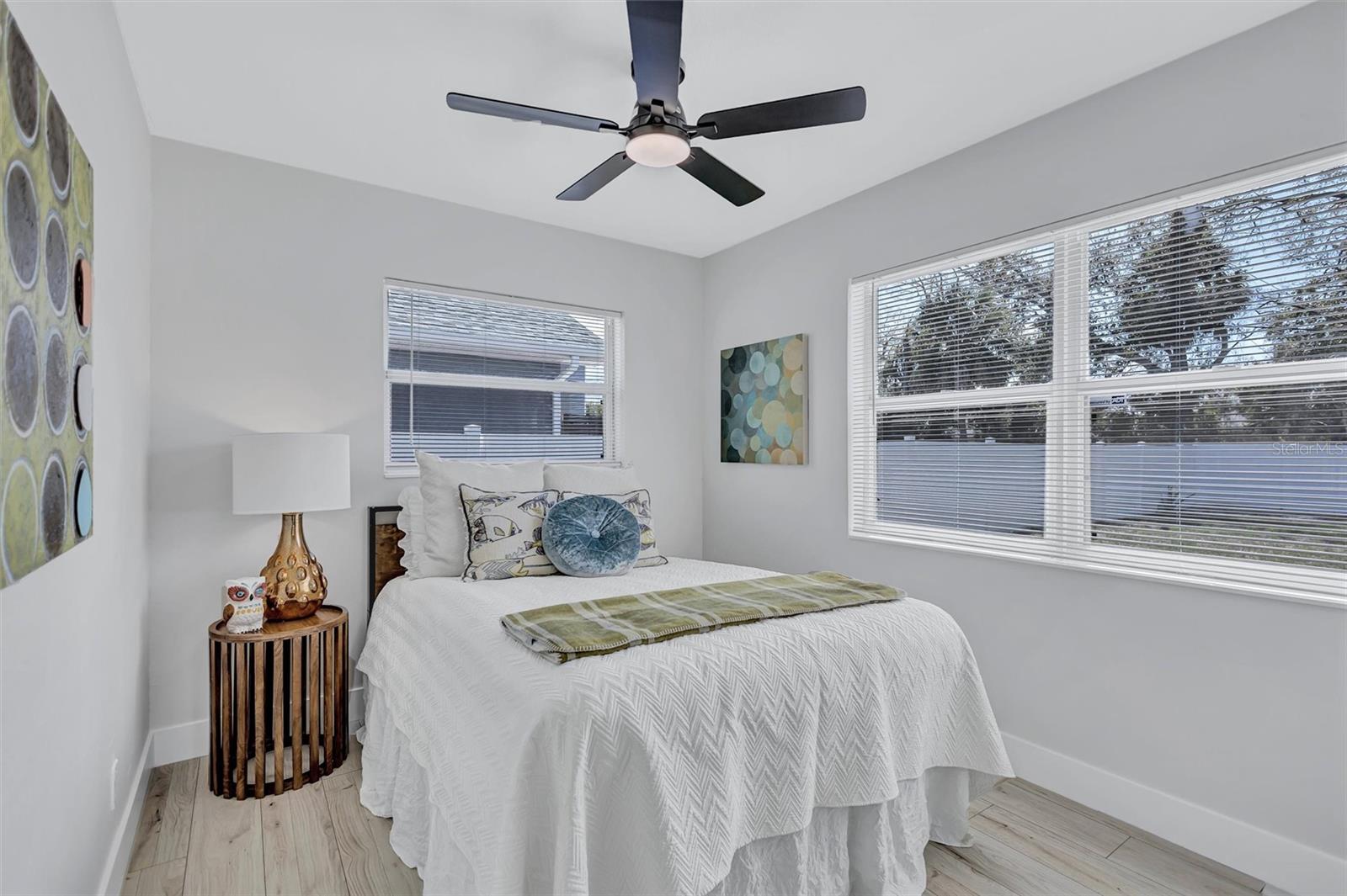 BAYOU HEIGHTS HANLONS - Residential