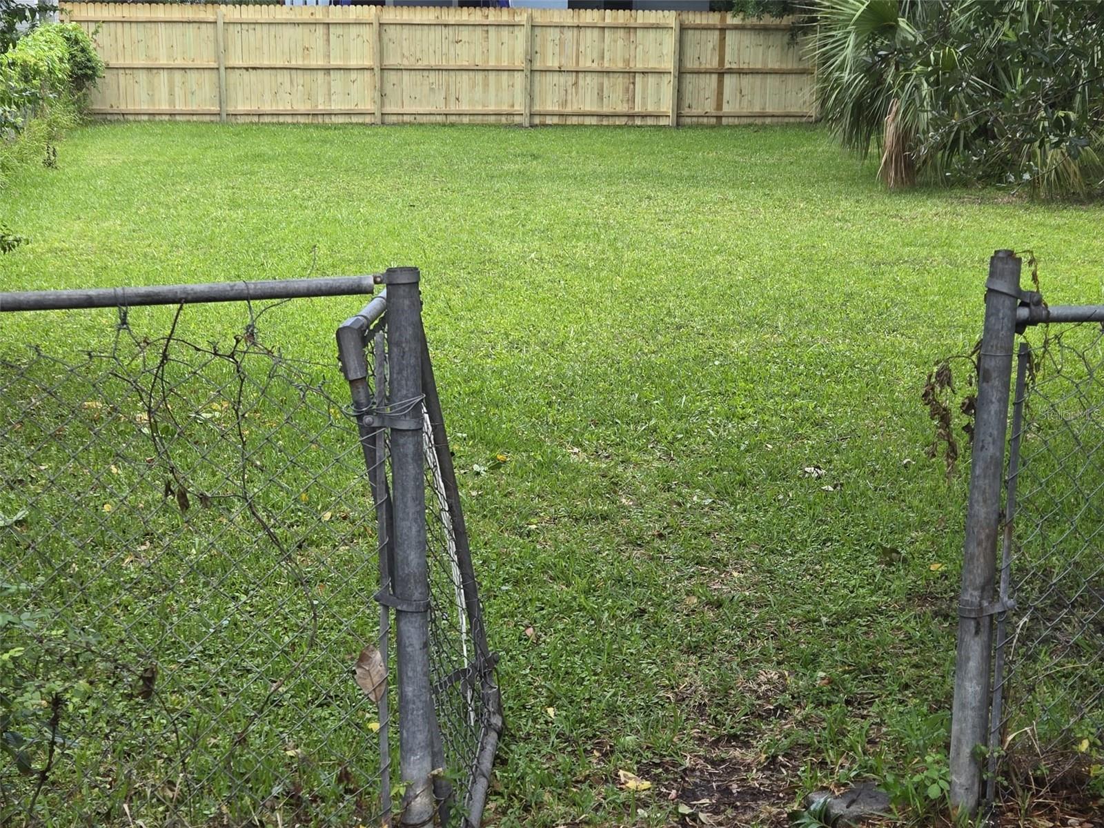 conveniently Located Cleared Vacant Lot ready to build your Dream Home very close to the Halifax River and around 5 minutes to the world famous Daytona Beach, shopping center, restaurants. Great Location!!