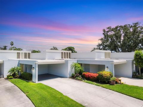 Photo of 4116 61st Avenue Terrace W, Bradenton, FL 34210 (MLS # A4658120)