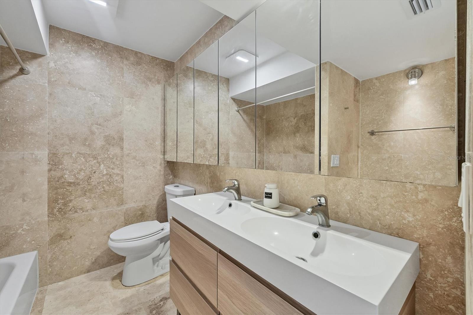 EL CONQUISTADOR VILLAGE 1 SEC 2 - Residential