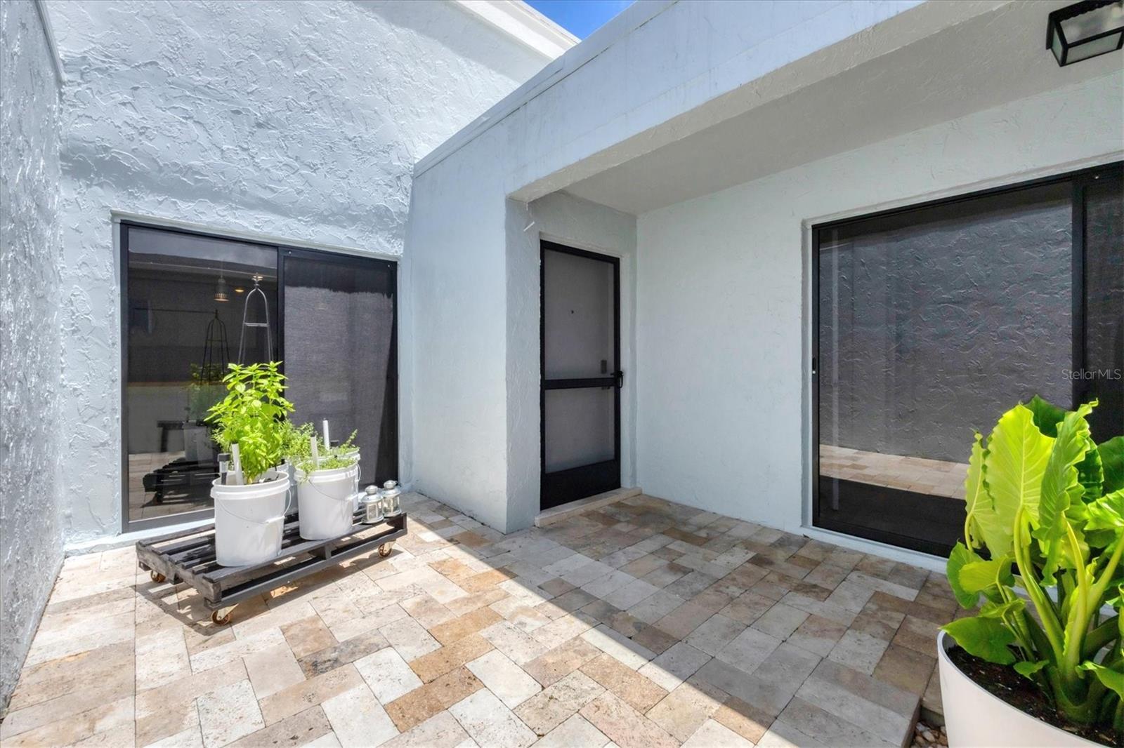 EL CONQUISTADOR VILLAGE 1 SEC 2 - Residential