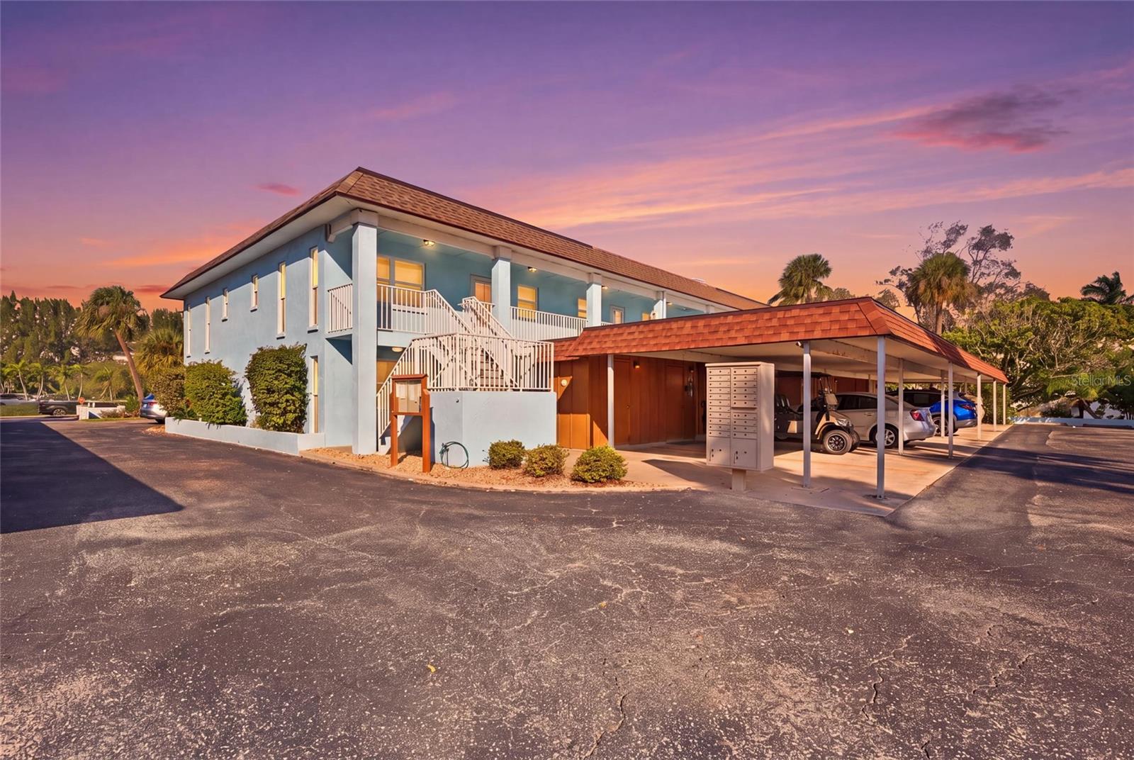 4307 GULF DRIVE 206, HOLMES BEACH, FL, 34217 2 4307 GULF DRIVE 206