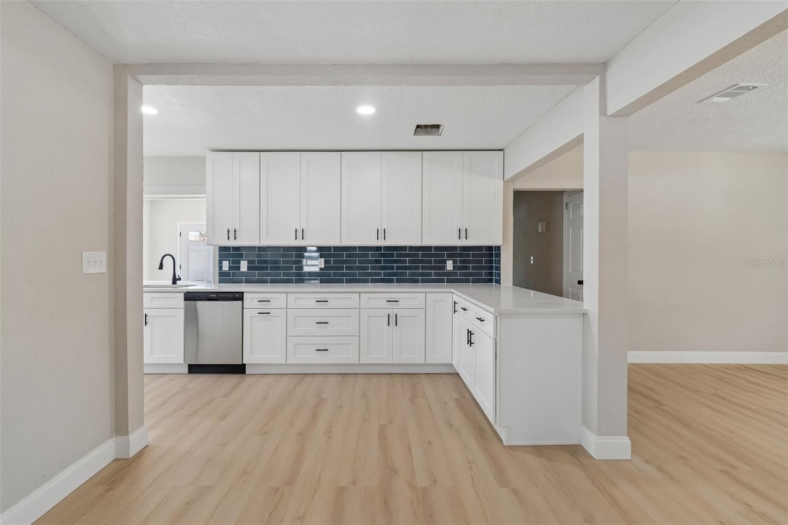 GOLFLAND PARK SUB - Residential