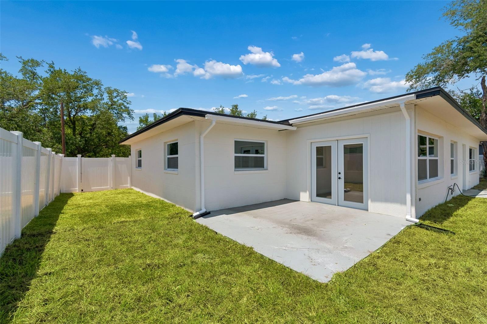 GOLFLAND PARK SUB - Residential