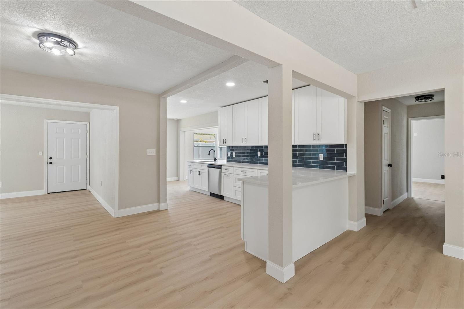 GOLFLAND PARK SUB - Residential