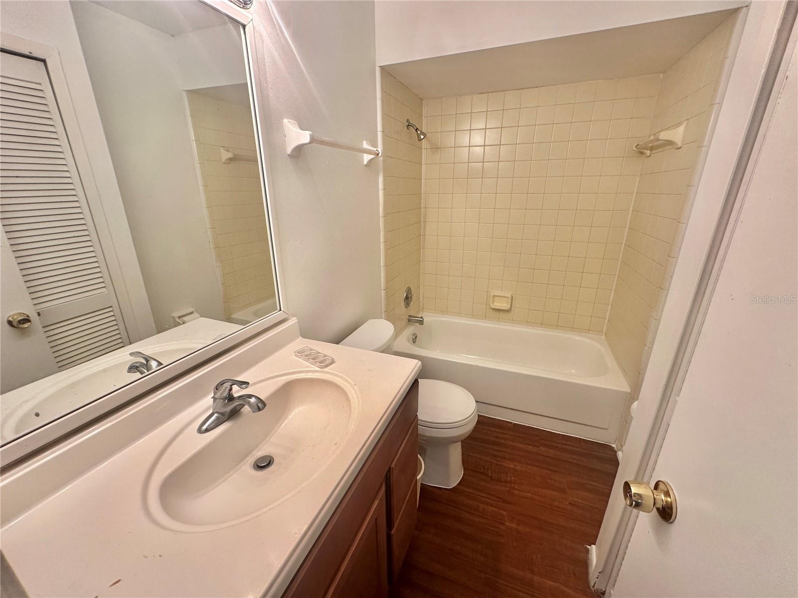 WOODRUFFS SUB FRANK L - Residential Lease