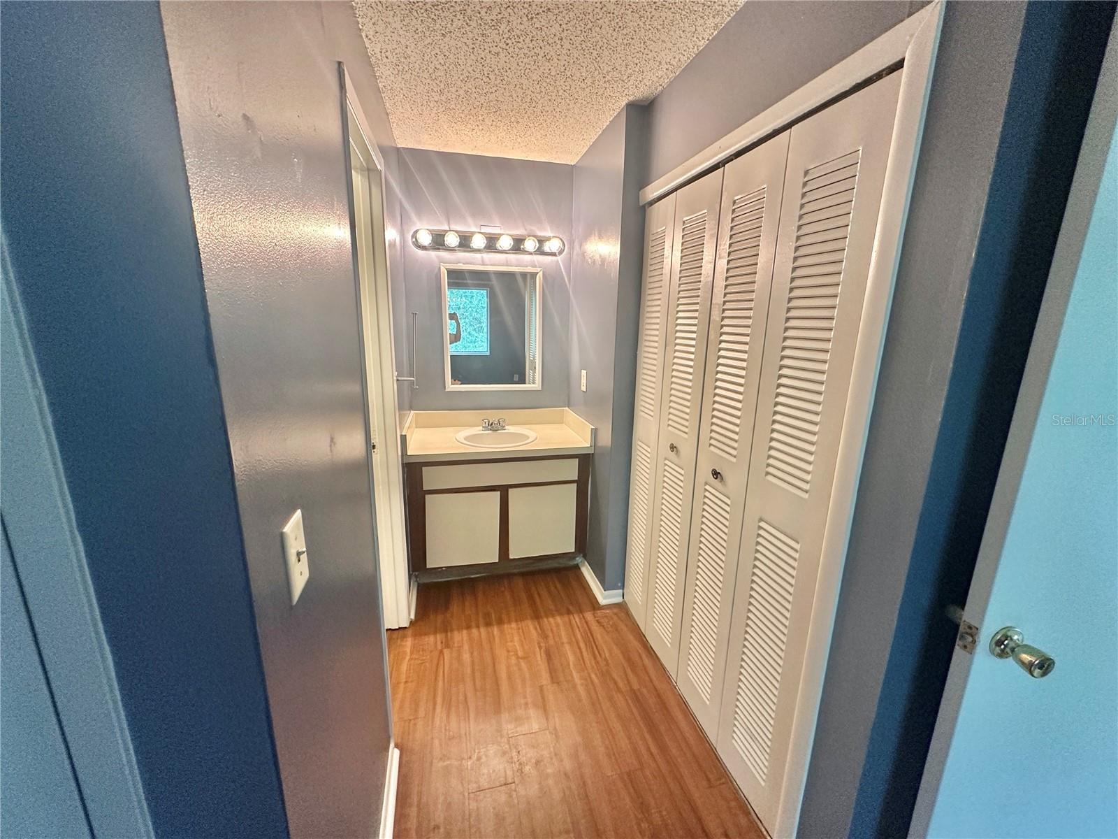 WOODRUFFS SUB FRANK L - Residential Lease